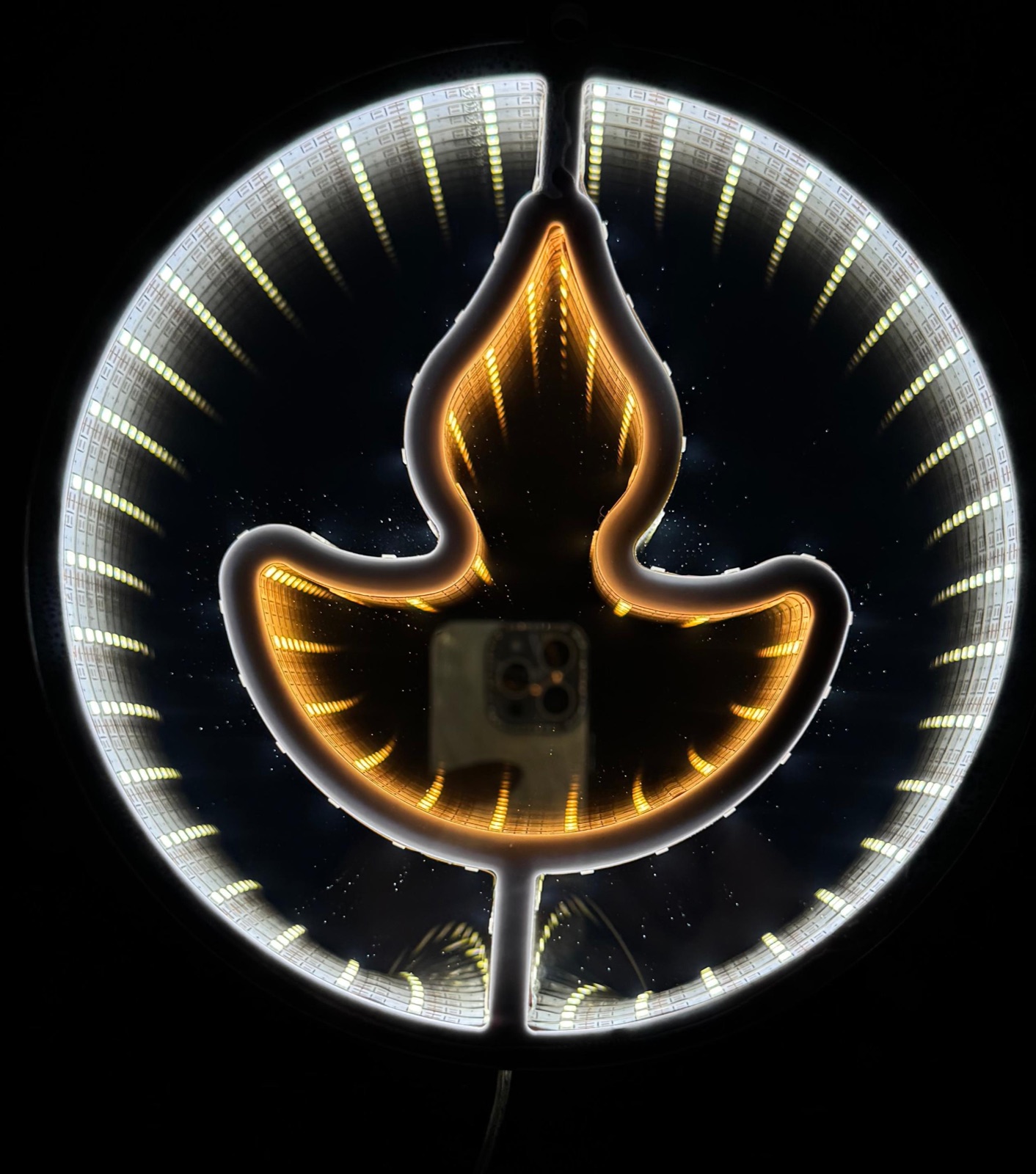 LH25-073 Oil Lamp Motif